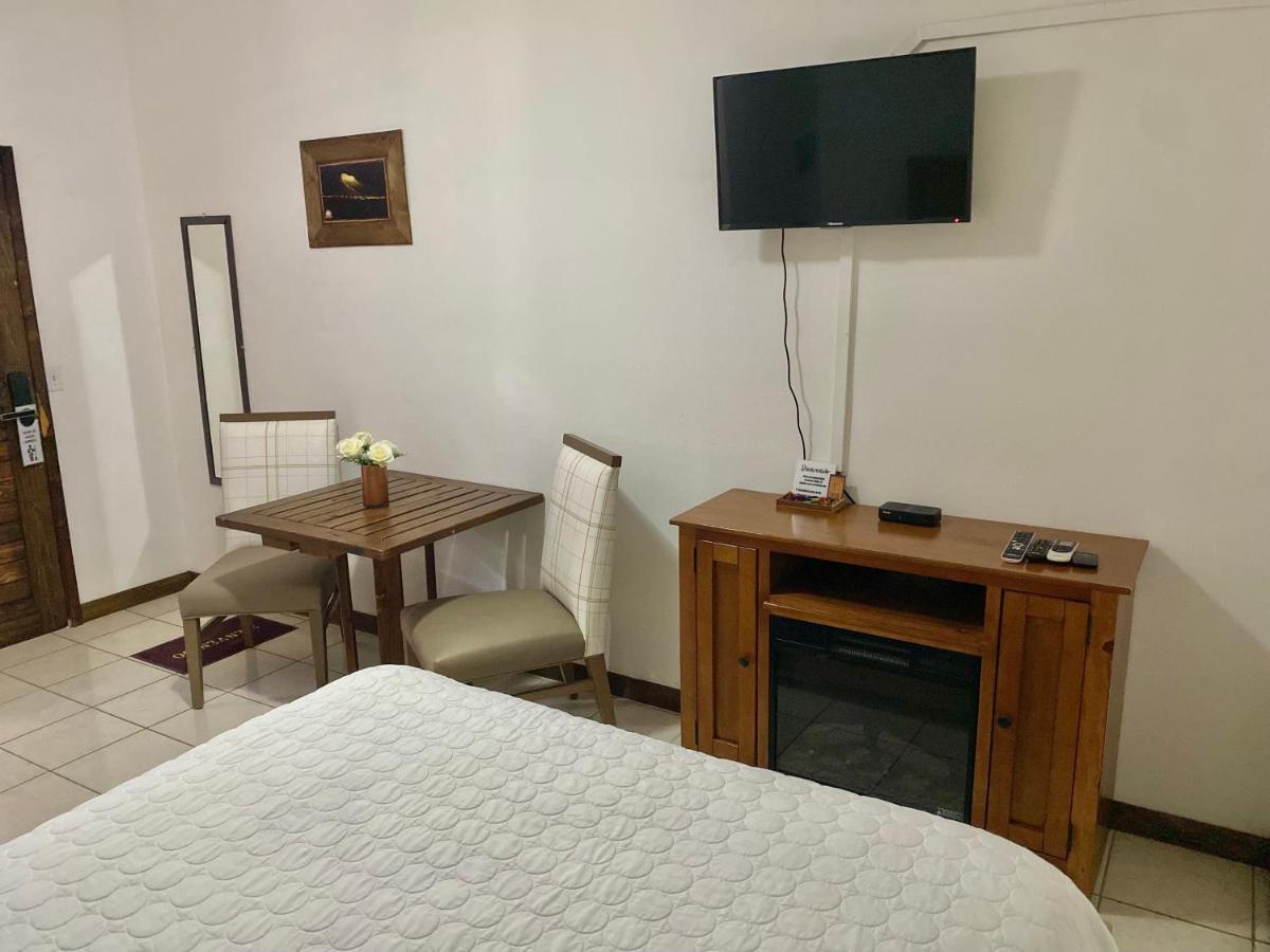 Hotel Valle 13 Ruta Del Vino Валье-де-Гуадалупе Экстерьер фото